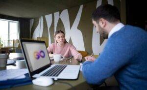 Breaking Boundaries: Trends That Will Change the Modern Workplace by 2025 4